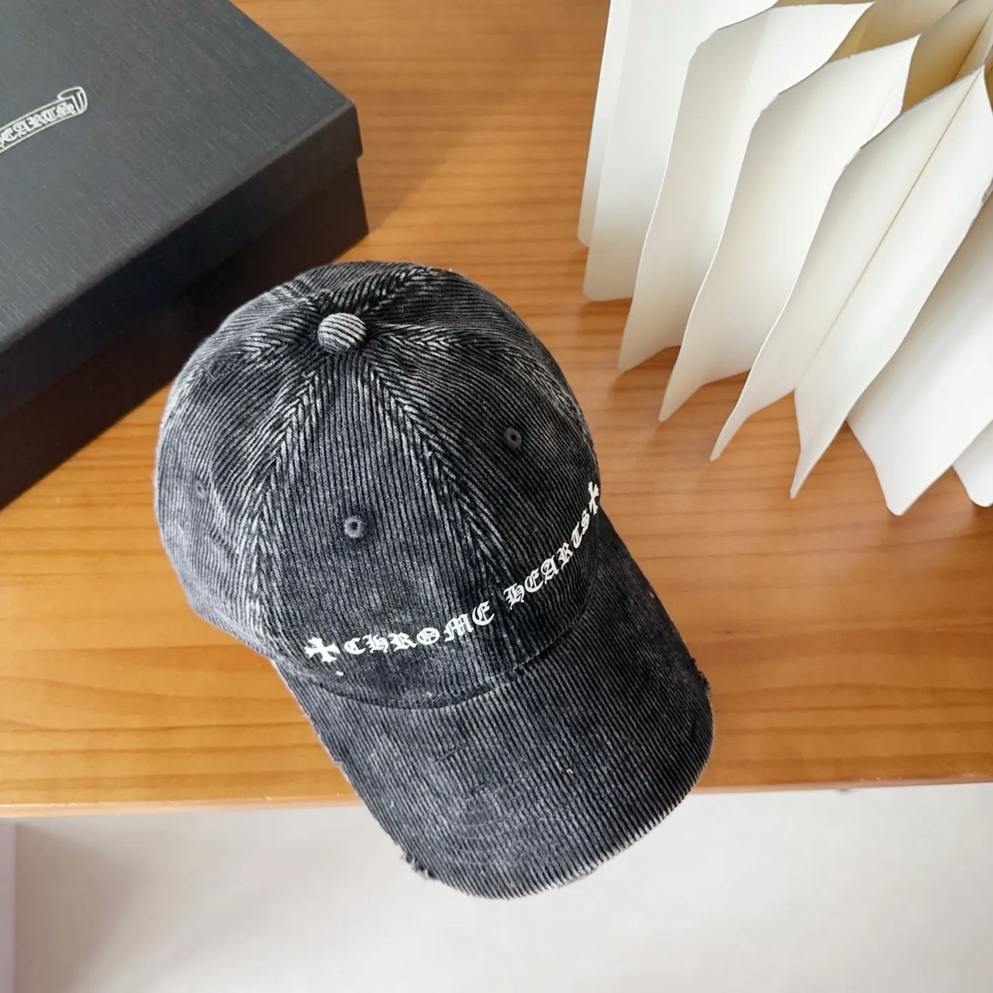 💰56 Chrome Hearts 💓Early autumn Korean style fashion retro distressed hole hat wear design versatile baseball cap peaked cap